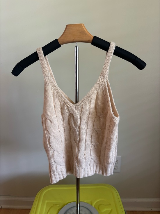 SHEIN Tops - SHEIN Cream Cable Knit V-Neck Camisole